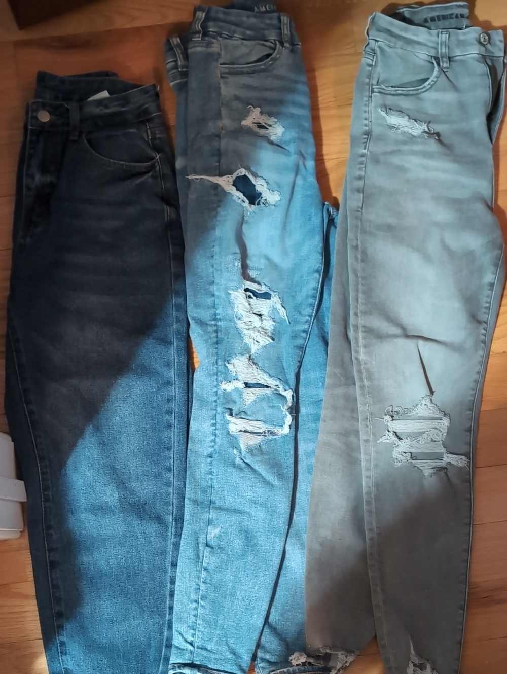 Bundle of 3 Jeans - Short